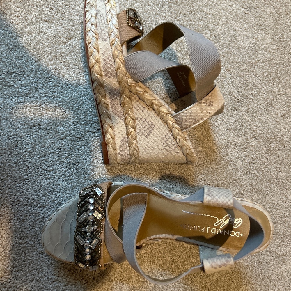 Donald j pliner wedges